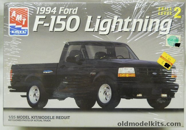 AMT 1/25 1994 Ford F-150 Lightning Pickup Truck, 6153 plastic model kit